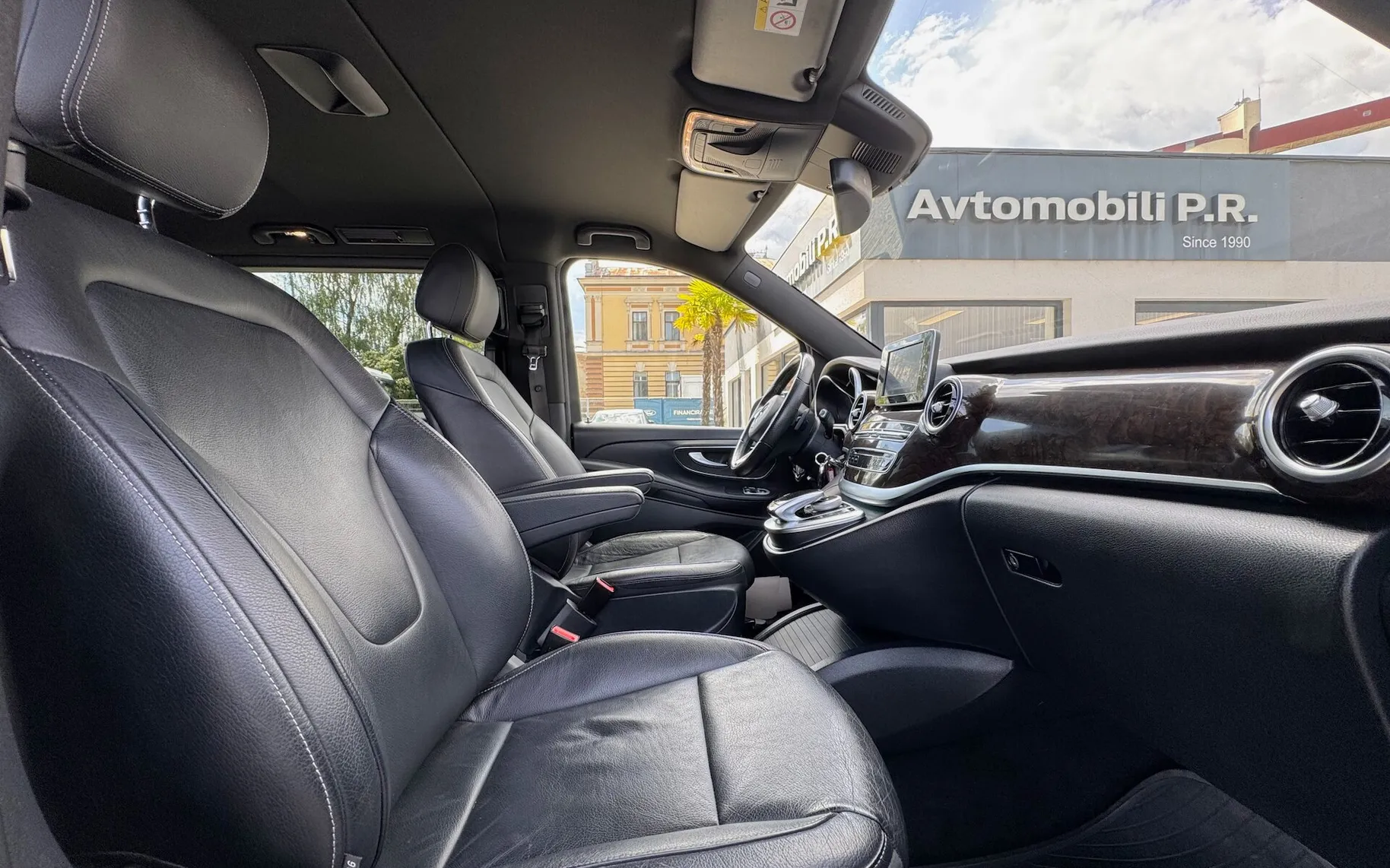 Zunanja slika - Mercedes-Benz V-Razred - V 250d L AVANTGARDE AVT 8 SED.ELEKTRIČ.DRSNA VRATA - 12