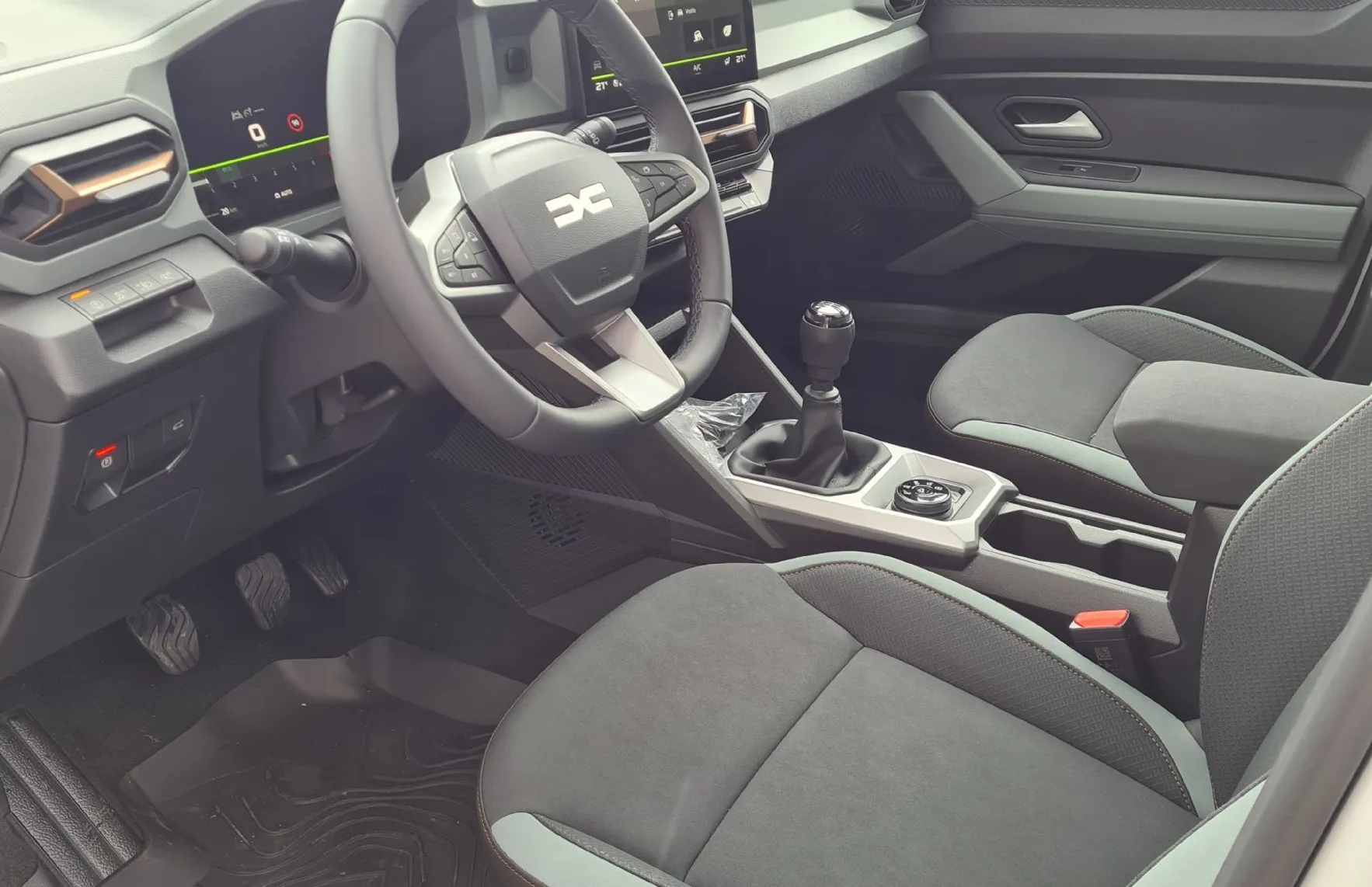 Zunanja slika - Dacia Bigster - Extreme TCE 130 4X4 - 10