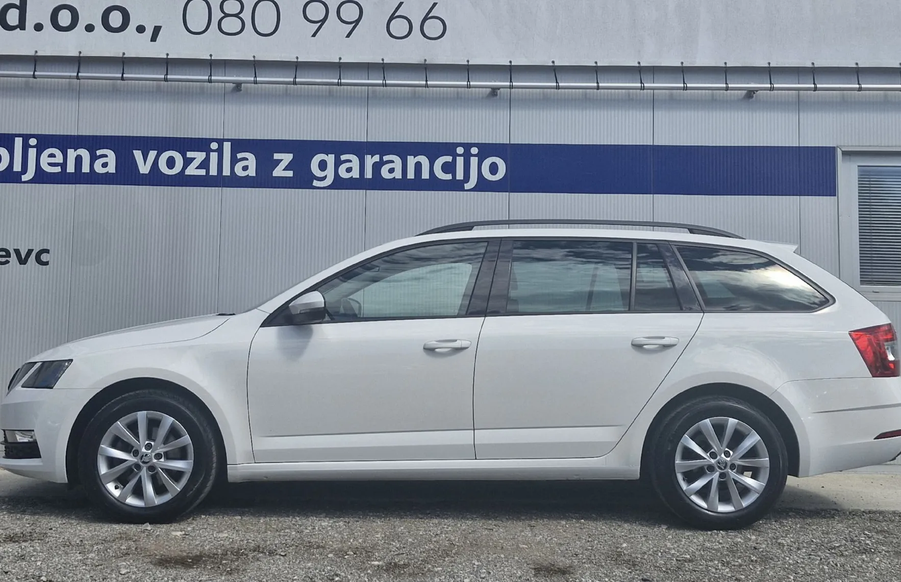 Zunanja slika - Škoda Octavia - 2.0 TDI Family 110 kW DSG KAMERA TEMPOMAT - 6