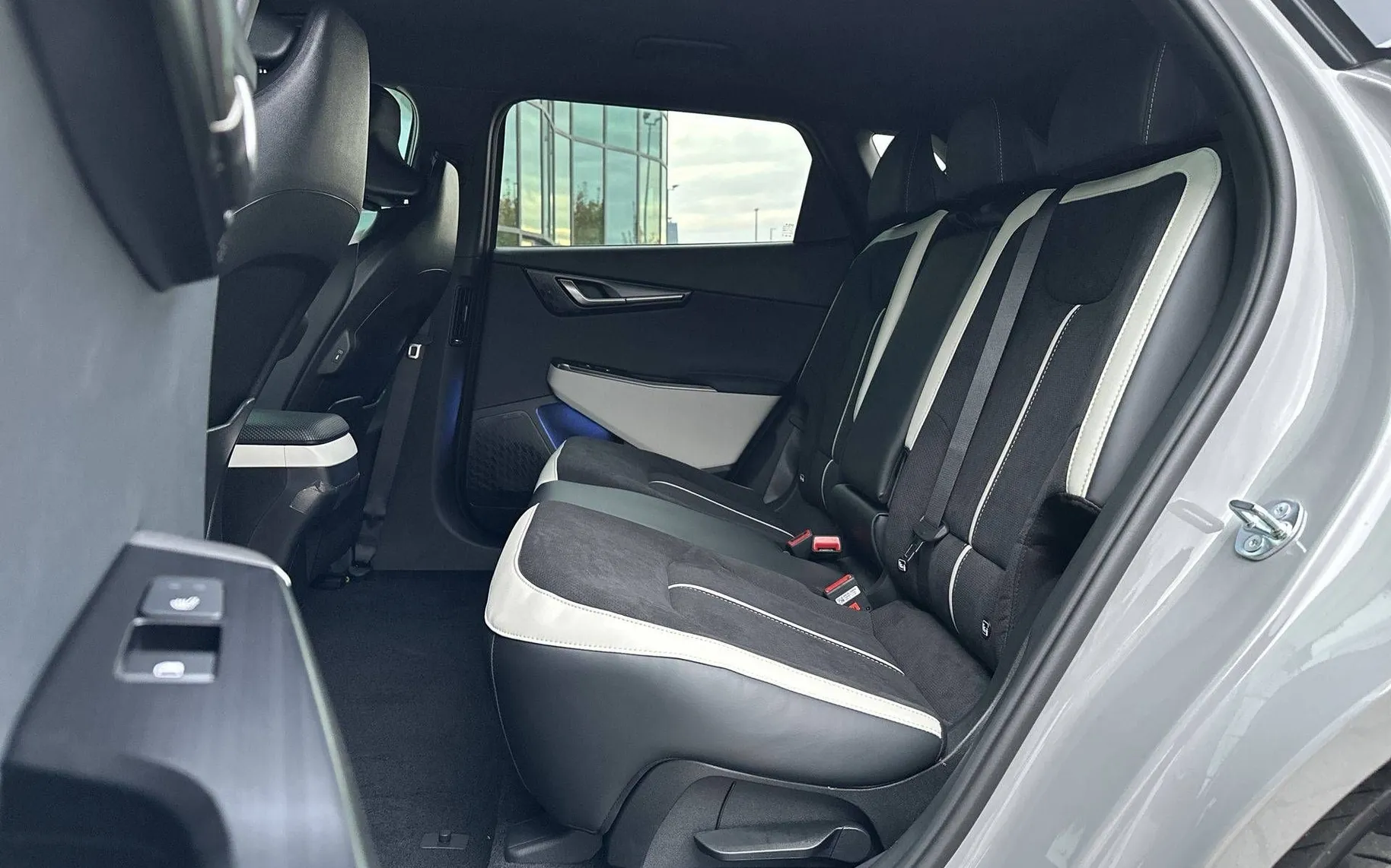 Notranja slika - KIA EV6 - GT-LINE ENERGY 84kWh baterija. 239kW AWD... - 29
