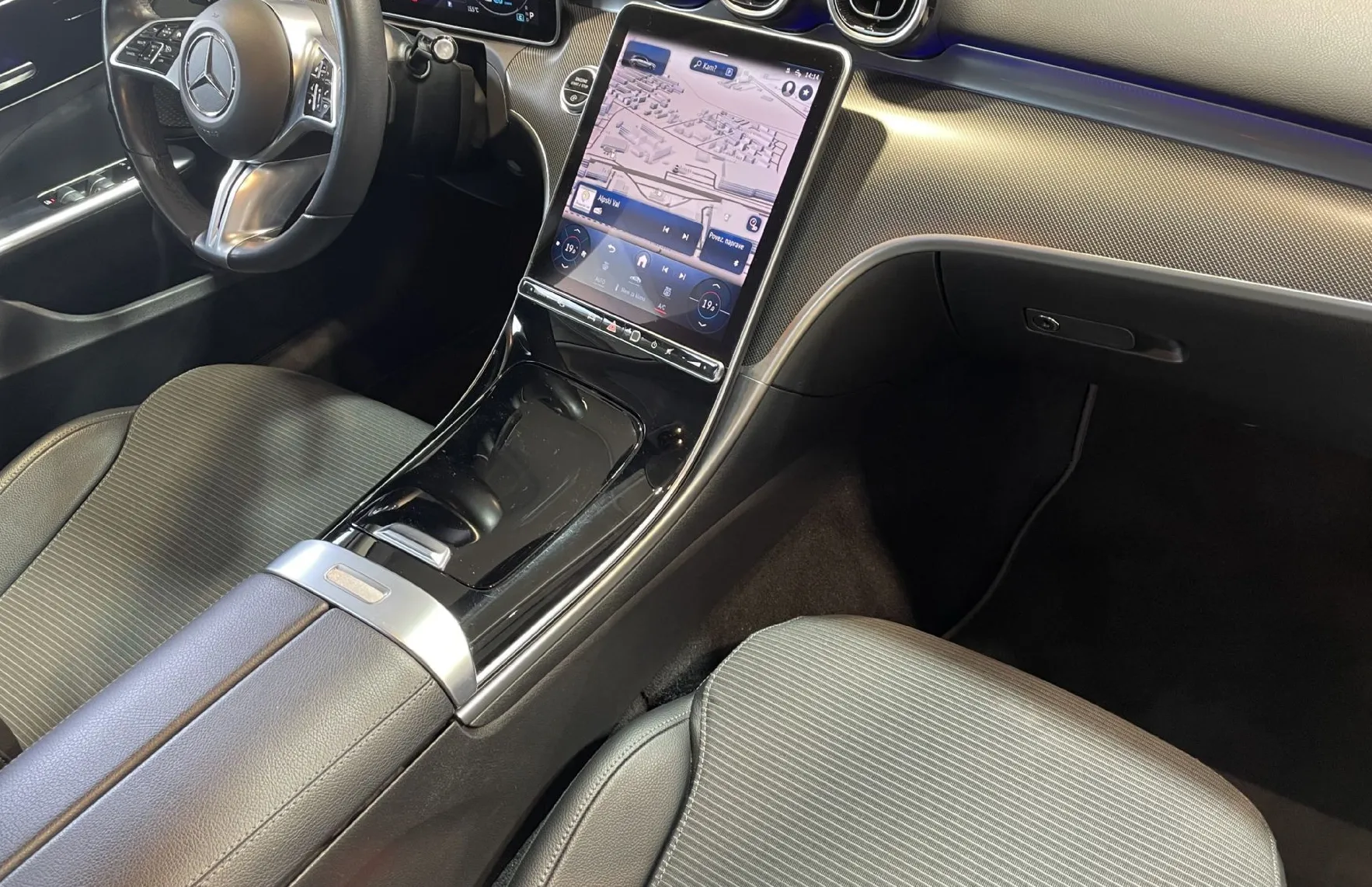 Zunanja slika - Mercedes-Benz C-Razred - VIRTUAL-NAVIGACIJA-RADAR-AMBIENT-KAMERA-LED-ALU - 10