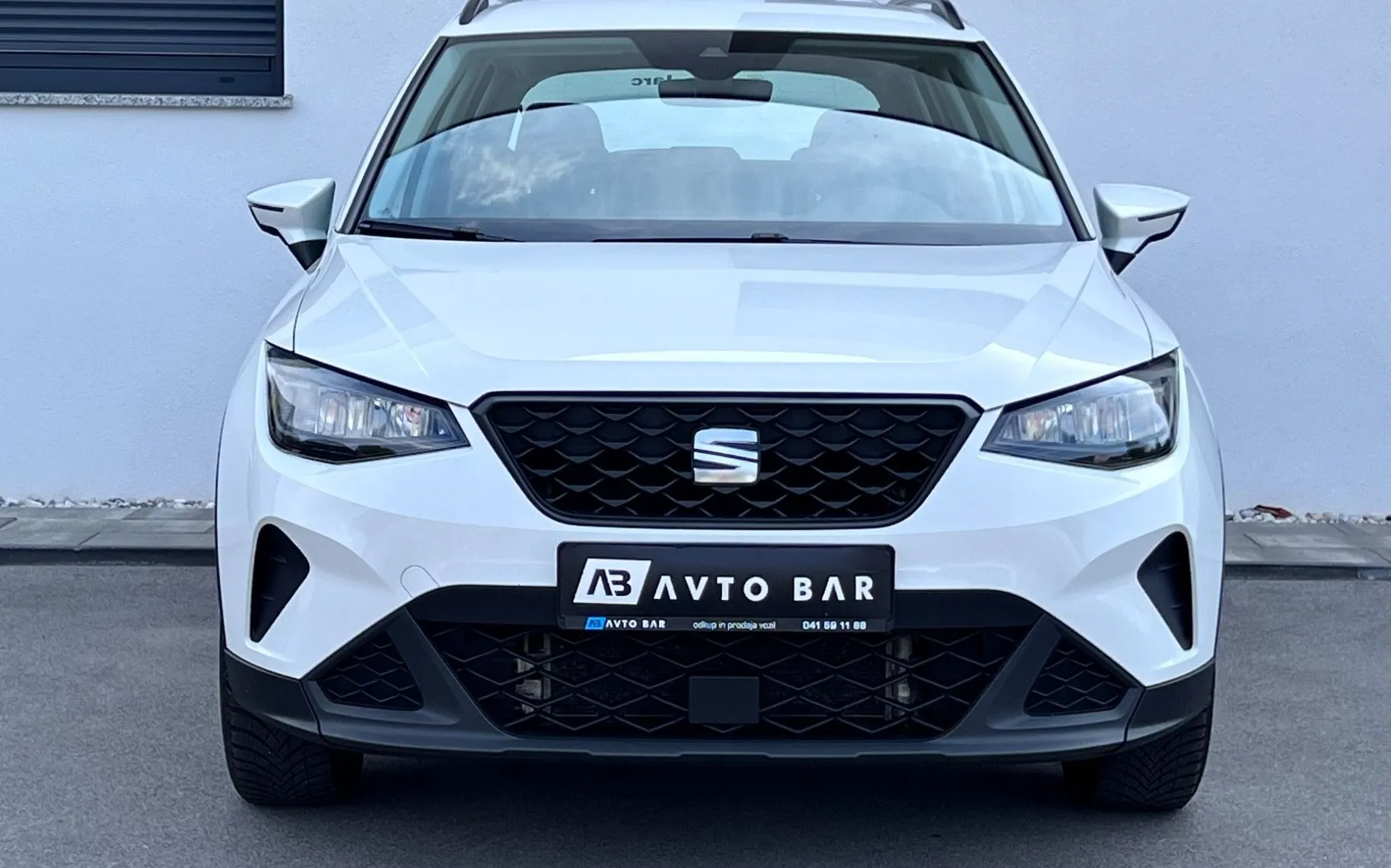 Zunanja slika - Seat Arona - 1.0 TSI+1. LAST+SLO+ALU+TEMP+110KM - 2