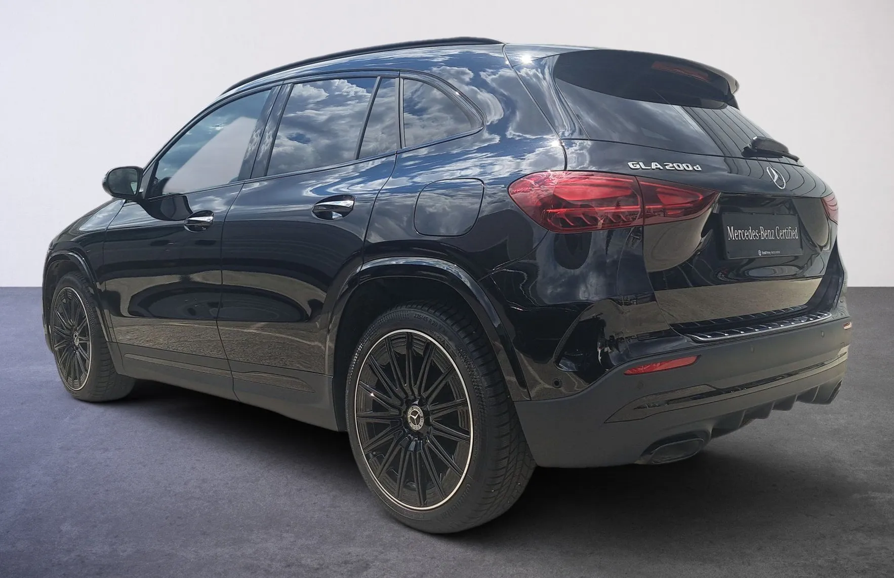 Zunanja slika - Mercedes-Benz GLA-Razred - GLA 200 d AMG Line Avt. - 4