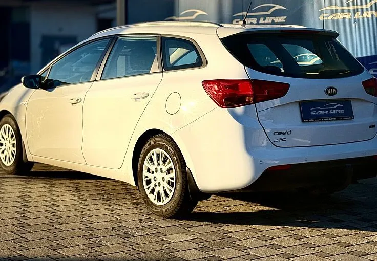 Zunanja slika - KIA Ceed - SW Dizelski 1.6 CRDi LX Fun 6M T - 6