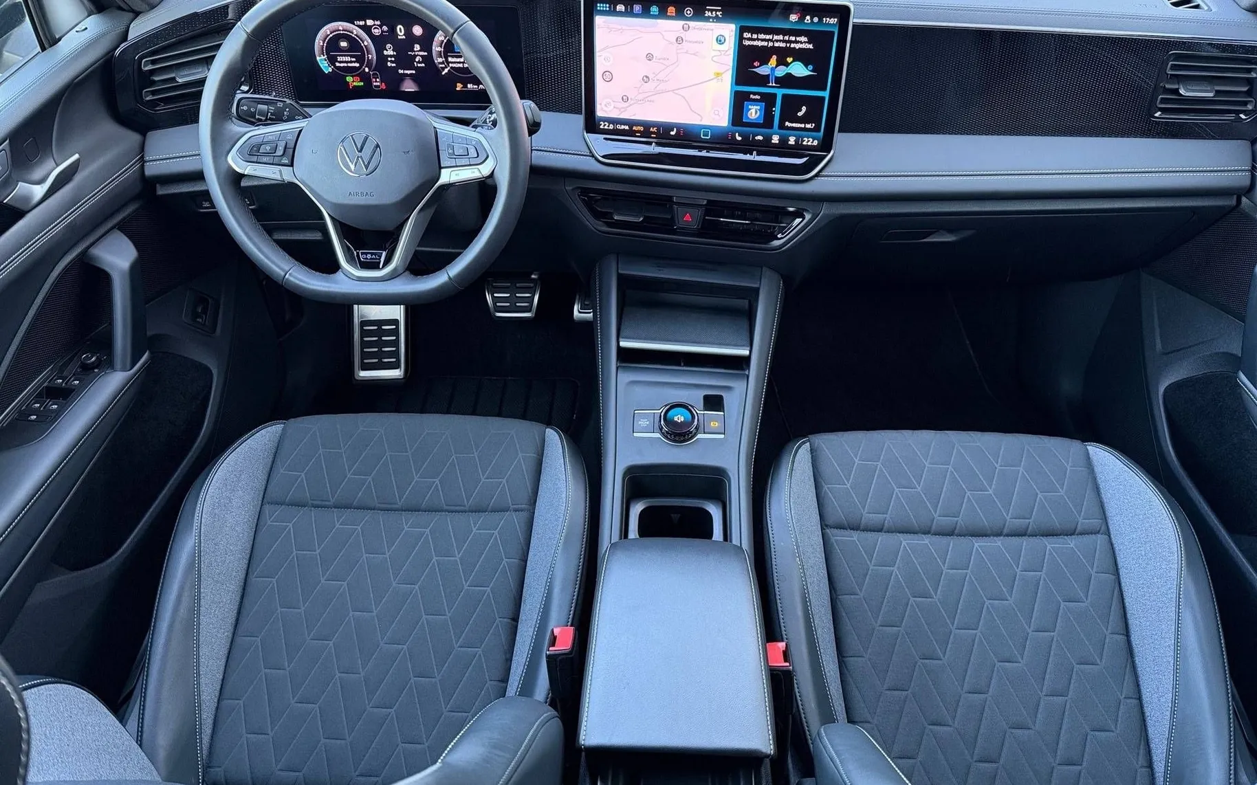 Notranja slika - Volkswagen Tiguan - 1.5 eTSI BMT Goal DSG-ACC-IQ Light-360 kamera..... - 10