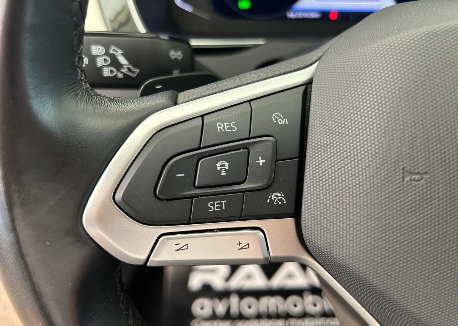 Zunanja slika - Volkswagen Passat - Variant 2,0 TDI DSG - 16