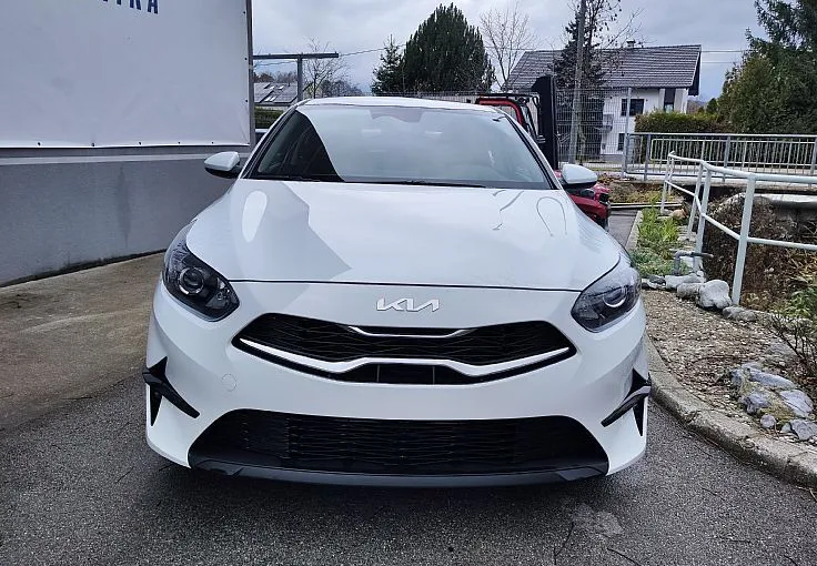 Zunanja slika - KIA Ceed - 1.0 T-GDi LX Champion+ ISG. M T 74 kW - 2