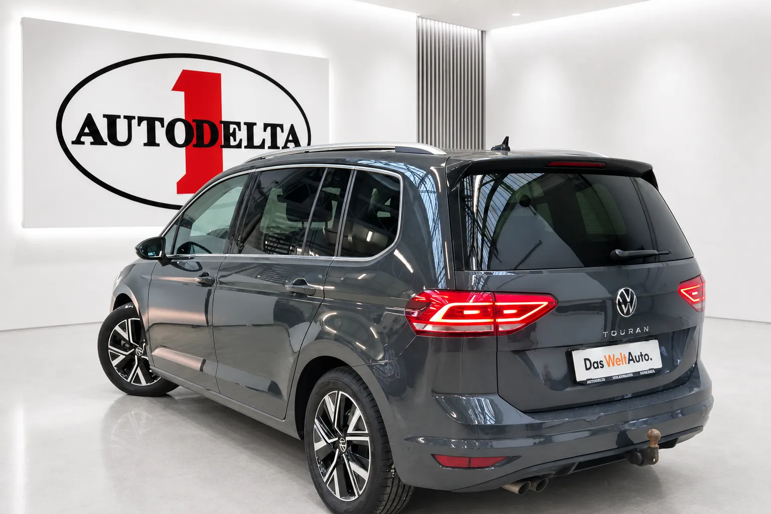 Zunanja slika - Volkswagen Touran - 2.0 TDI Highline 150 PANORAMA-LED-KLJUKA... - 4