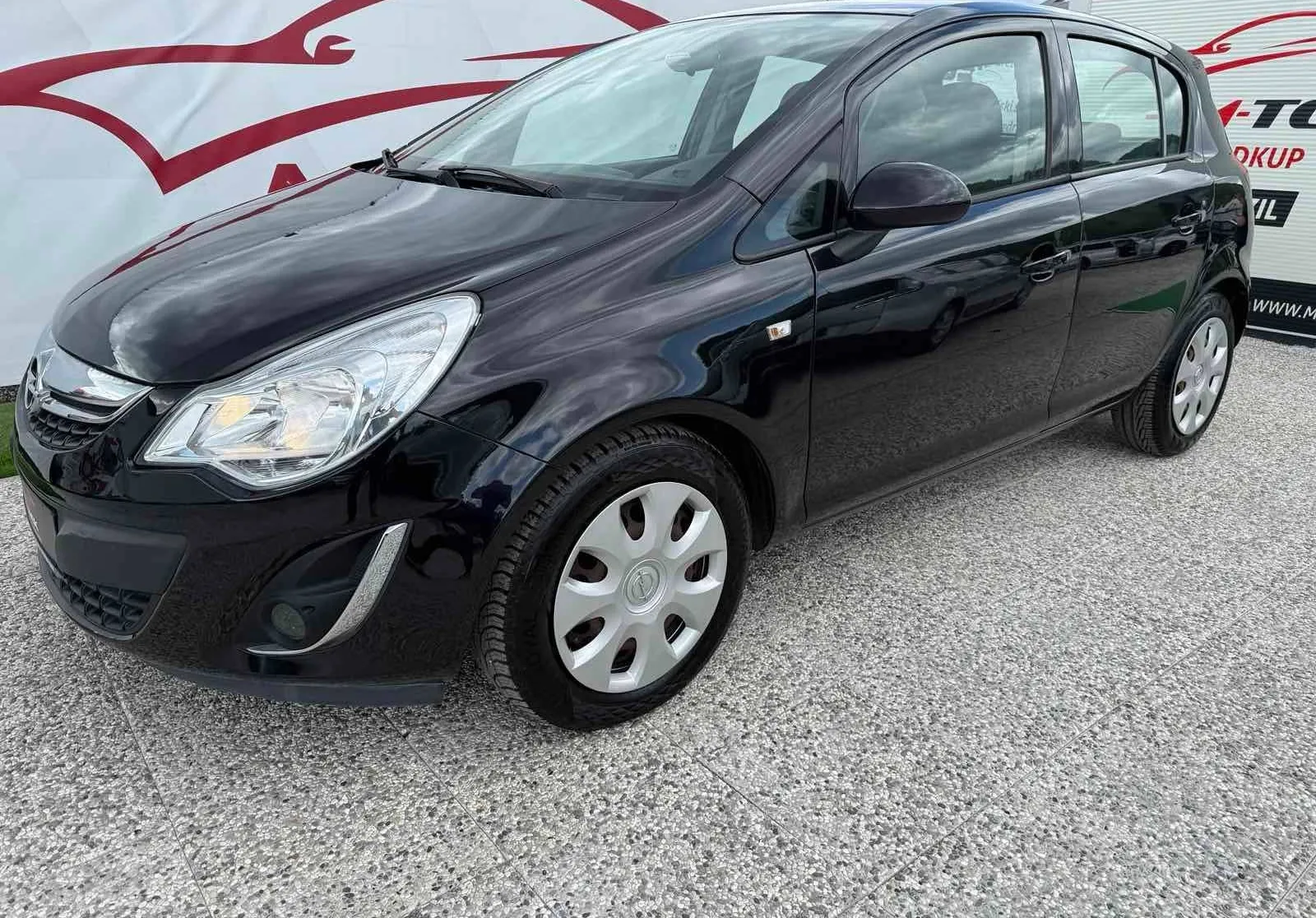 Notranja slika - Opel Corsa - 1.3 CDTI Basis KREDIT BREZ POLOGA - 8