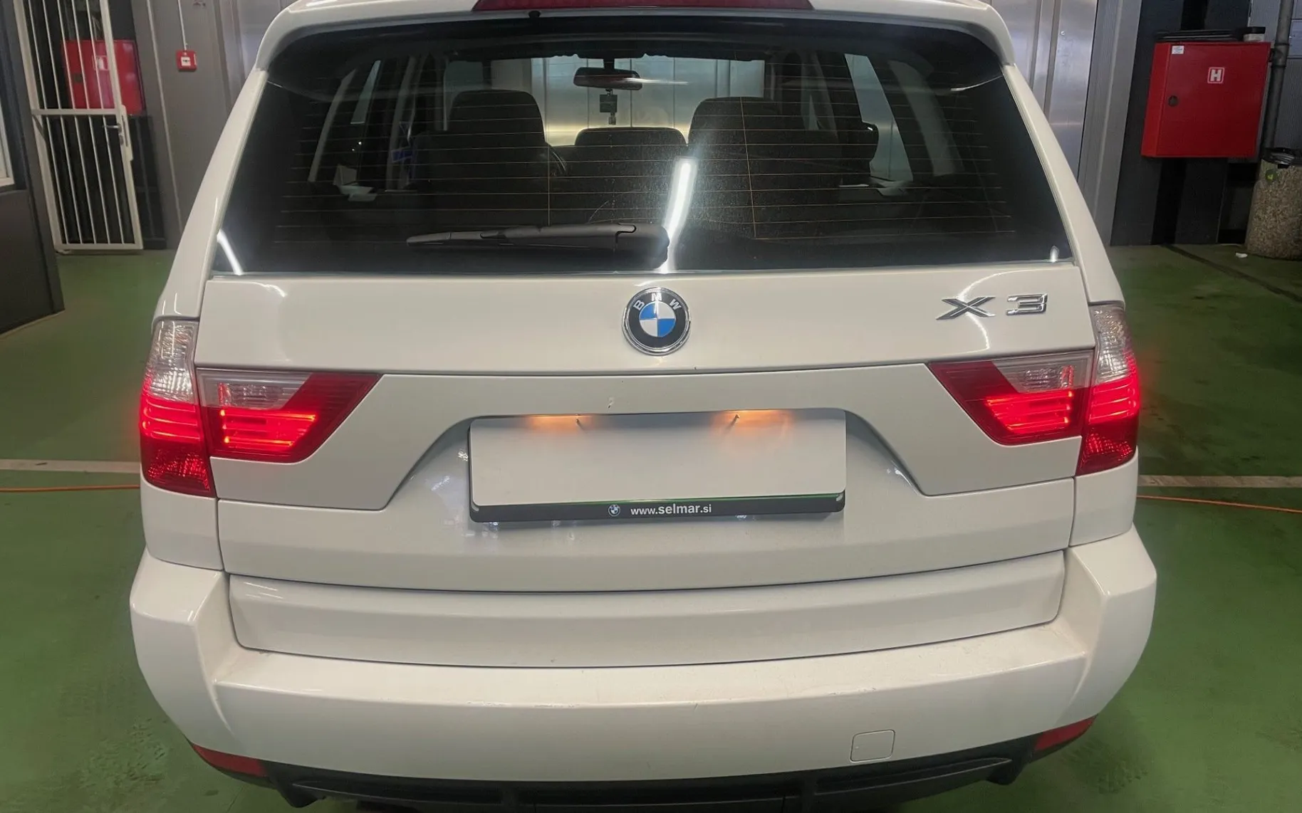 Zunanja slika - BMW X3 - serija : xDrive 18d 105 KW TEMPOMAT. VLEČNA NAPRAVA - 6