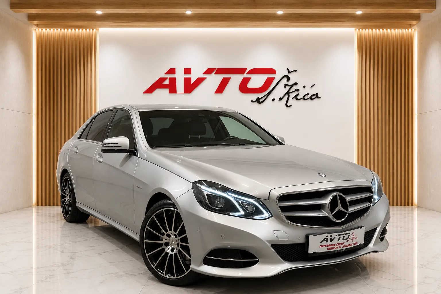Zunanja slika - Mercedes-Benz E-Razred - 200 CDI-EDITION-AUT-BI-XENON-LED-NAVIGACIJA-TEMPO. - 2