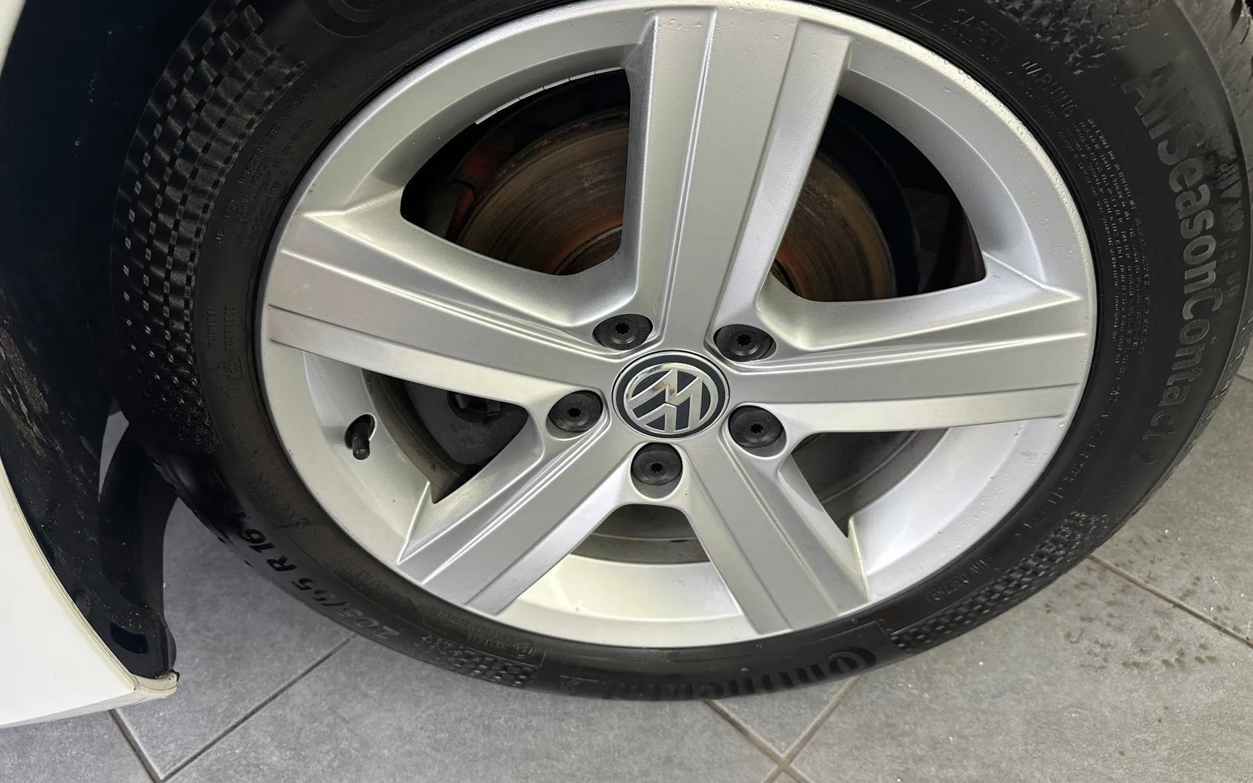 Zunanja slika - Volkswagen Golf - 1.2 TSI Comfortline 81 KW.BENCIN.SAMO 75.000 KM - 20