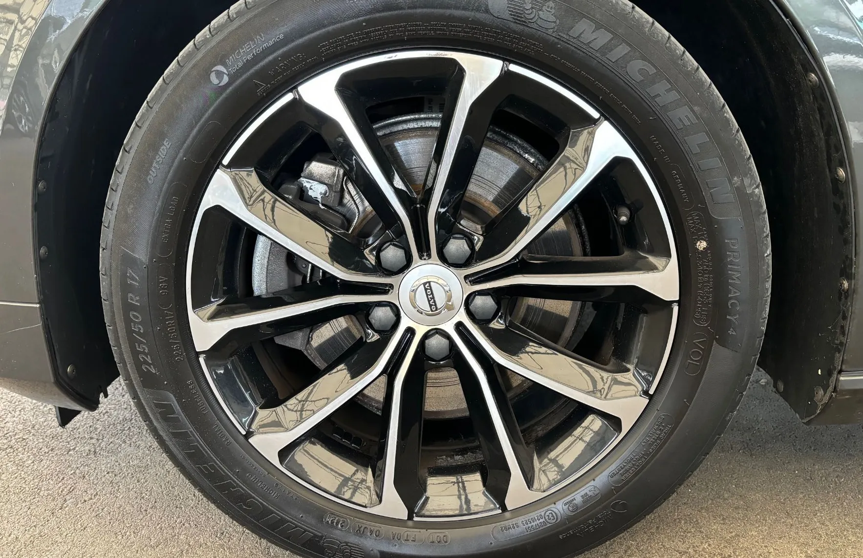 Zunanja slika - Volvo V60 - B3P Momentum Pro - 7