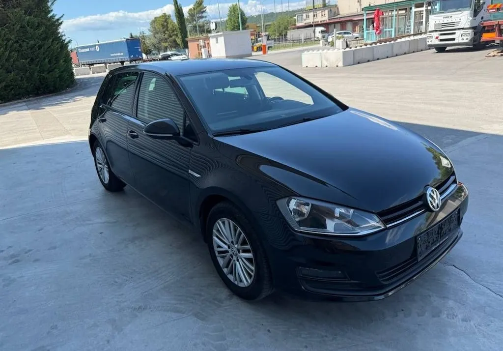 Zunanja slika - Volkswagen Golf - 2.0 TDI CUP UREDIMO FINANCIRANJE - 2