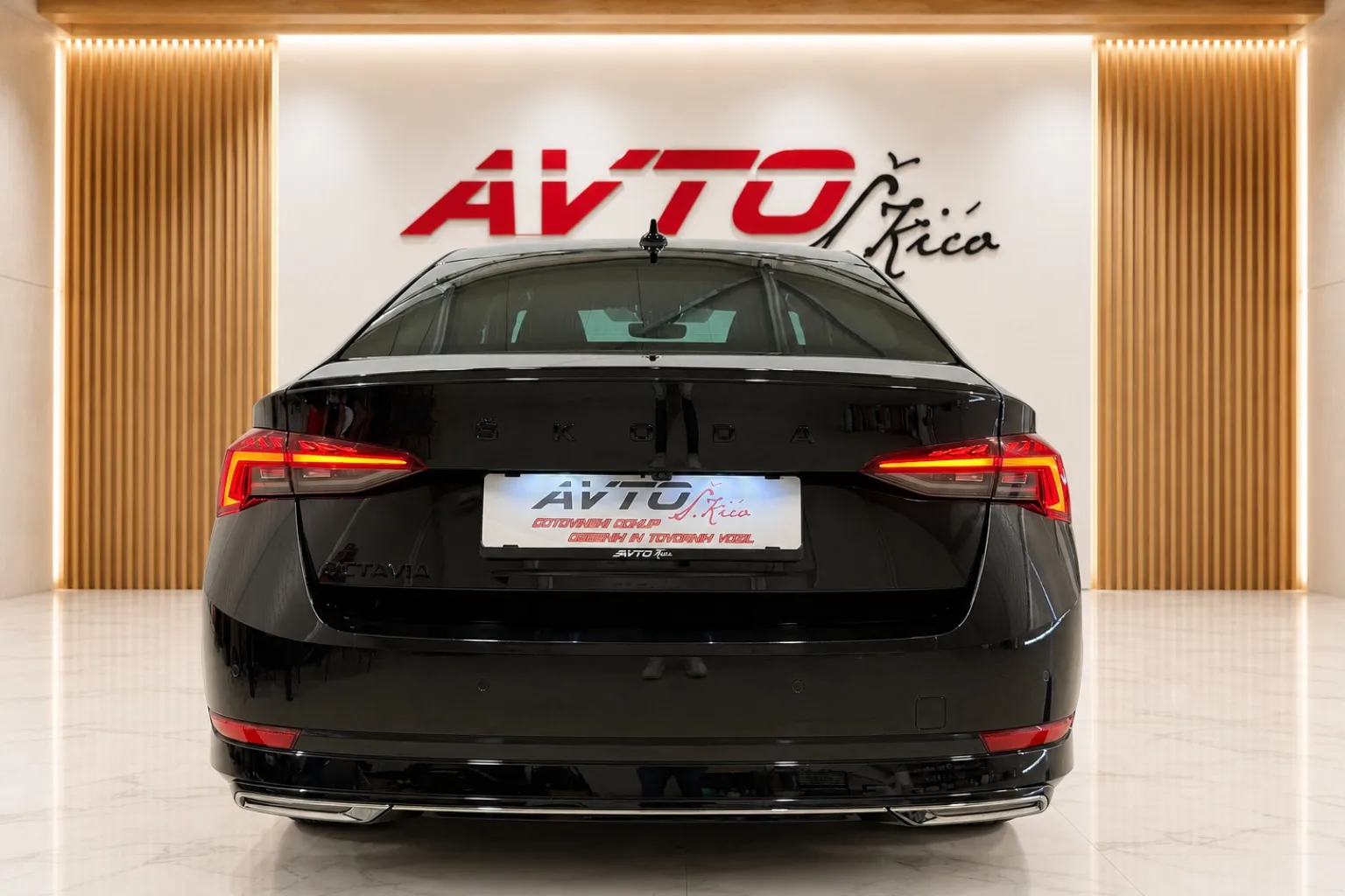 Notranja slika - Škoda Octavia - 2.0 TDI-SPORTLINE-ACC-MATRIX-VIRTUAL-KAMERA-AVT-F1 - 8