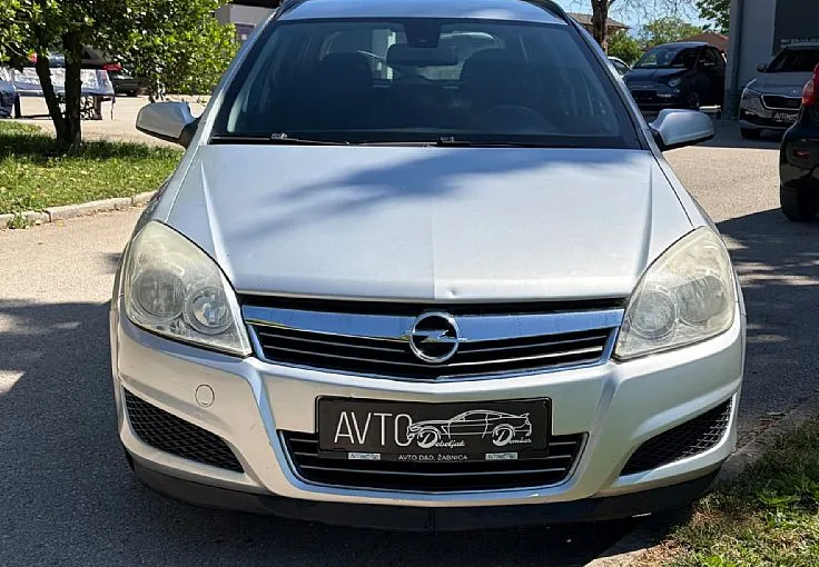 Zunanja slika - Opel Astra - Karavan 1.9 CDTI - 2