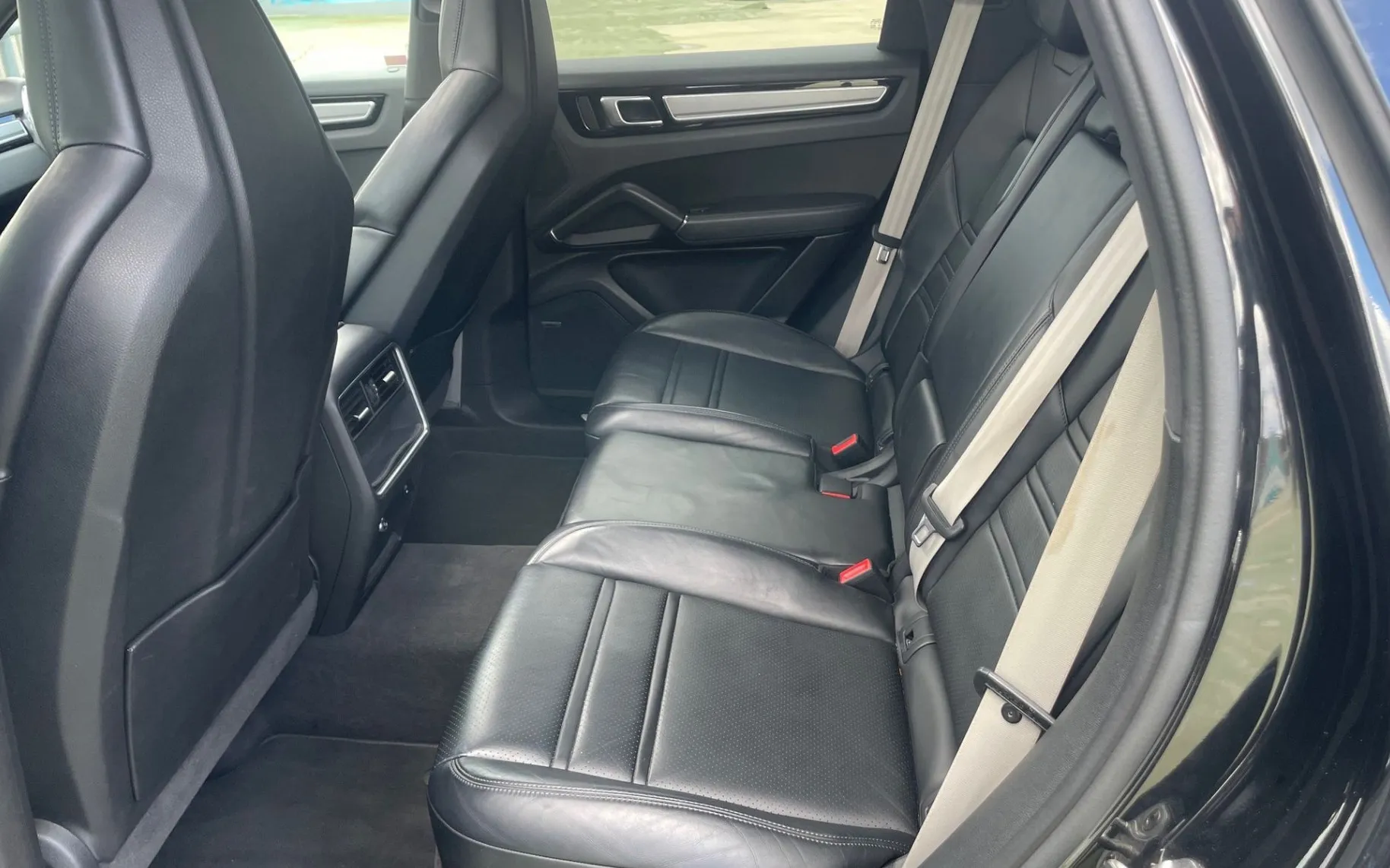 Zunanja slika - Porsche Cayenne - 3.0 E-HYBRID PLATINUM EDITION AUTO MATRIX.USNJE - 10