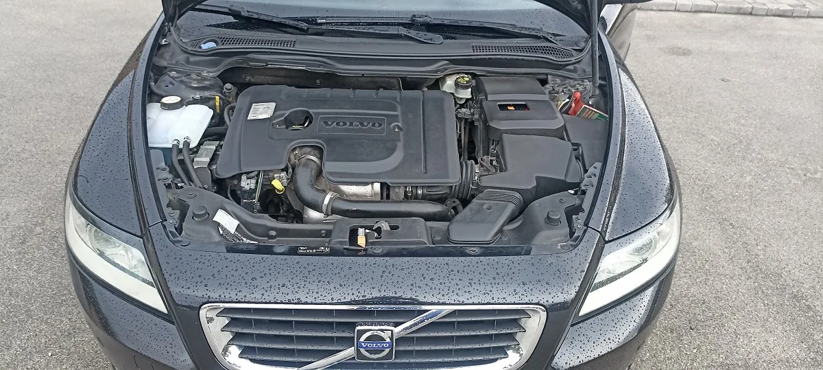 Motor in tehnologija - Volvo S40 - 1,6 D - 14