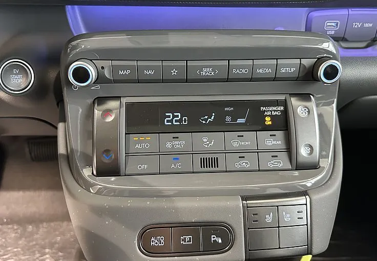Zunanja slika - Hyundai Inster - 49 kWh Cross Impression   WINTER-V2L-DIGITAL KEY - 10
