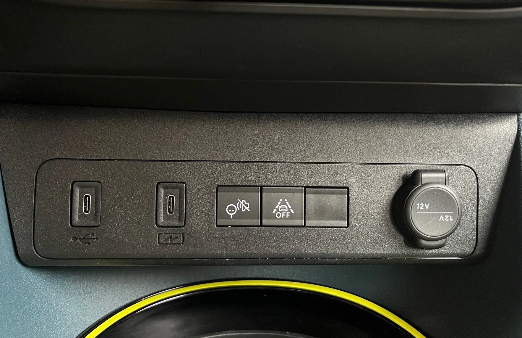 Zunanja slika - Fiat Grande Panda - 1.2 110 e-Hybrid Pop AT - 16