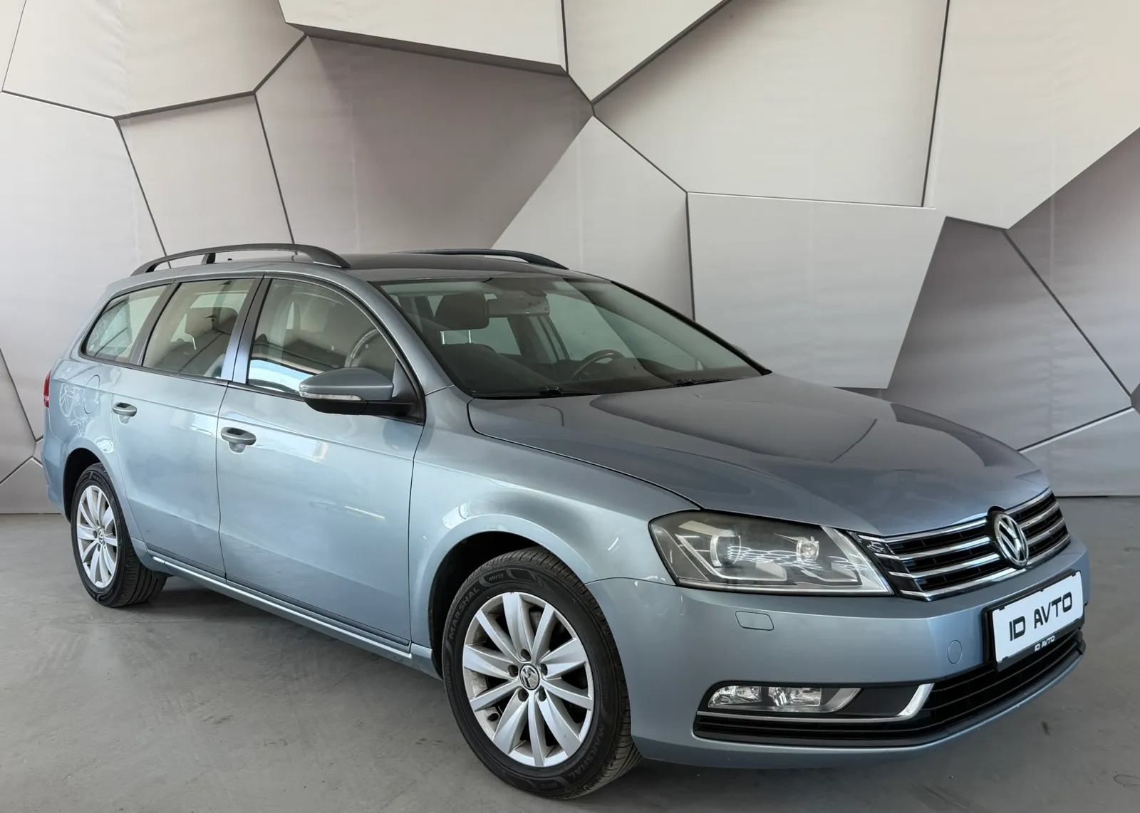 Zunanja slika - VW Passat - Variant 2,0 TDI BMT R-Line DSG - 2