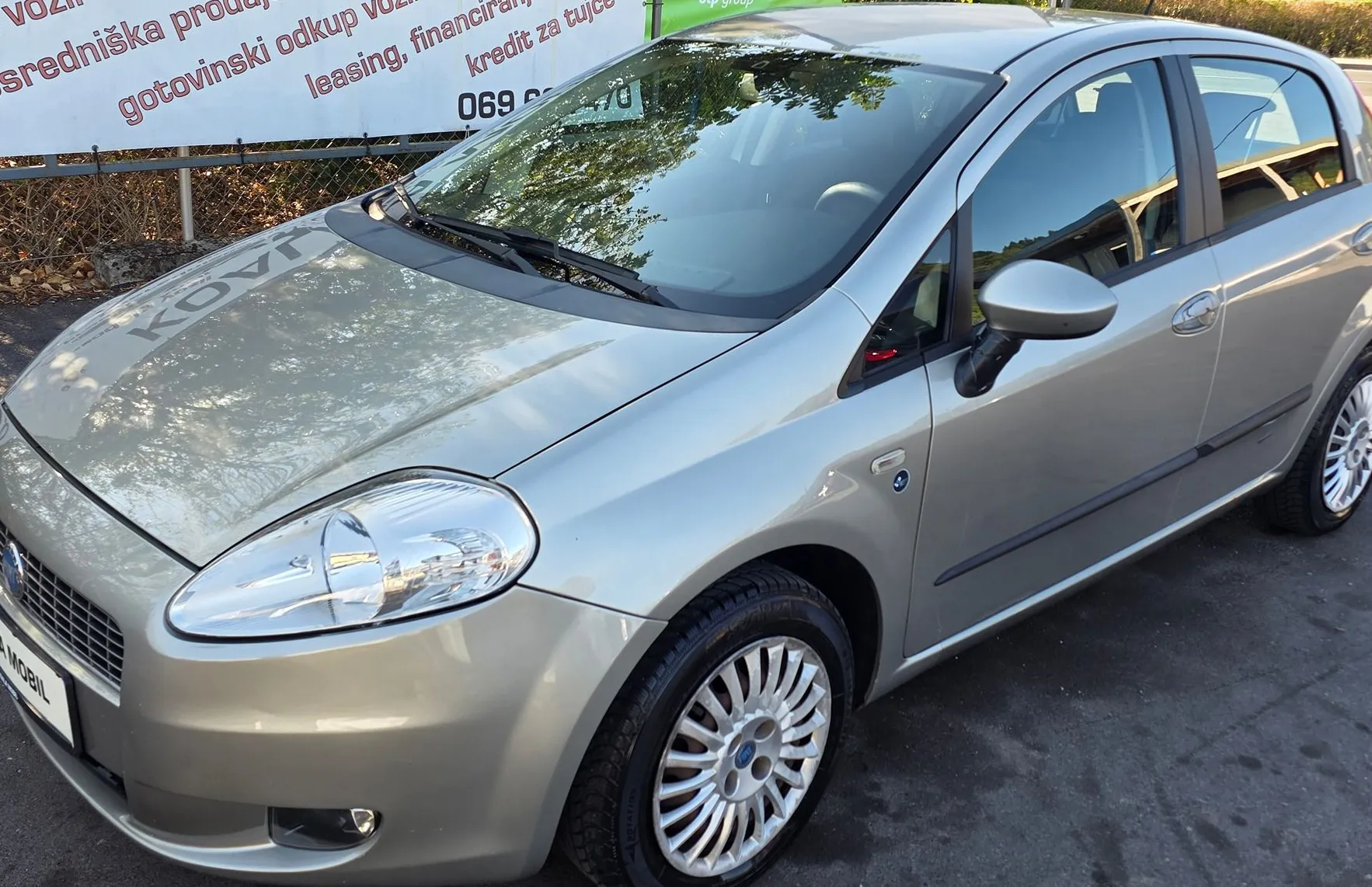 Zunanja slika - Fiat Punto - Grande 1.4 KLIMA-SLOVENSKI-LEP - 8