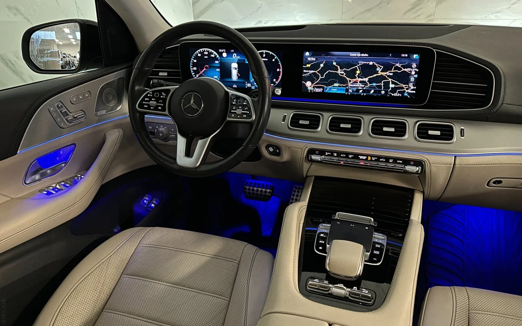 Notranja slika - Mercedes-Benz GLS-Razred - 400d|4M|AMG|Pano|Zračno|HUD|ACC|Kljuka|Masaža|360K - 9