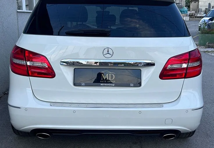 Zunanja slika - Mercedes-Benz B-Razred - B180CDI BlueEFFICIENCY-XSENON-GRETJE SEDEŽEV-18COL - 6