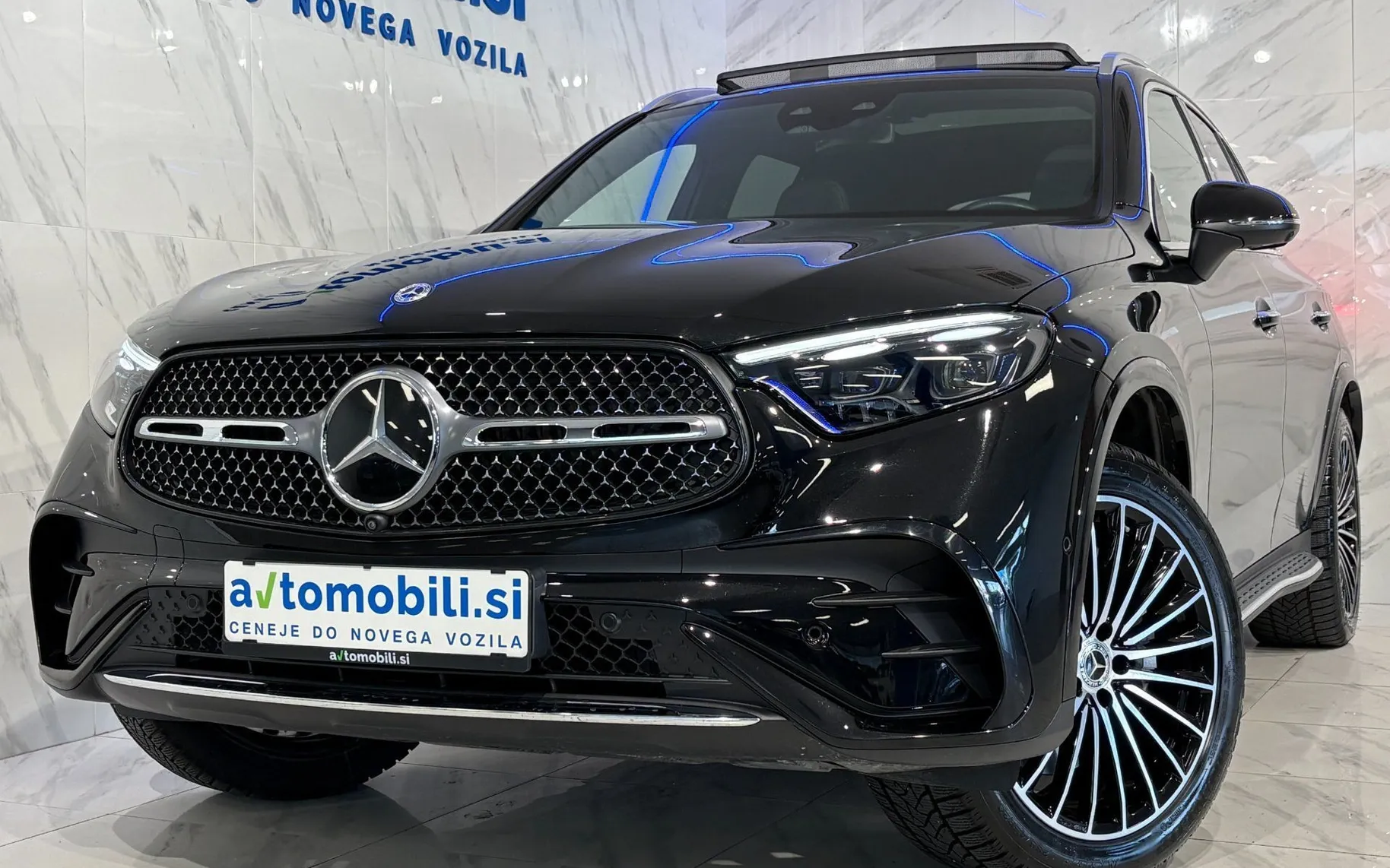 Zunanja slika - Mercedes-Benz GLC-Razred - 300e|4M|AMG|Pano|Zračno|HUD|ACC|360K|Burm|Kljuka| - 3