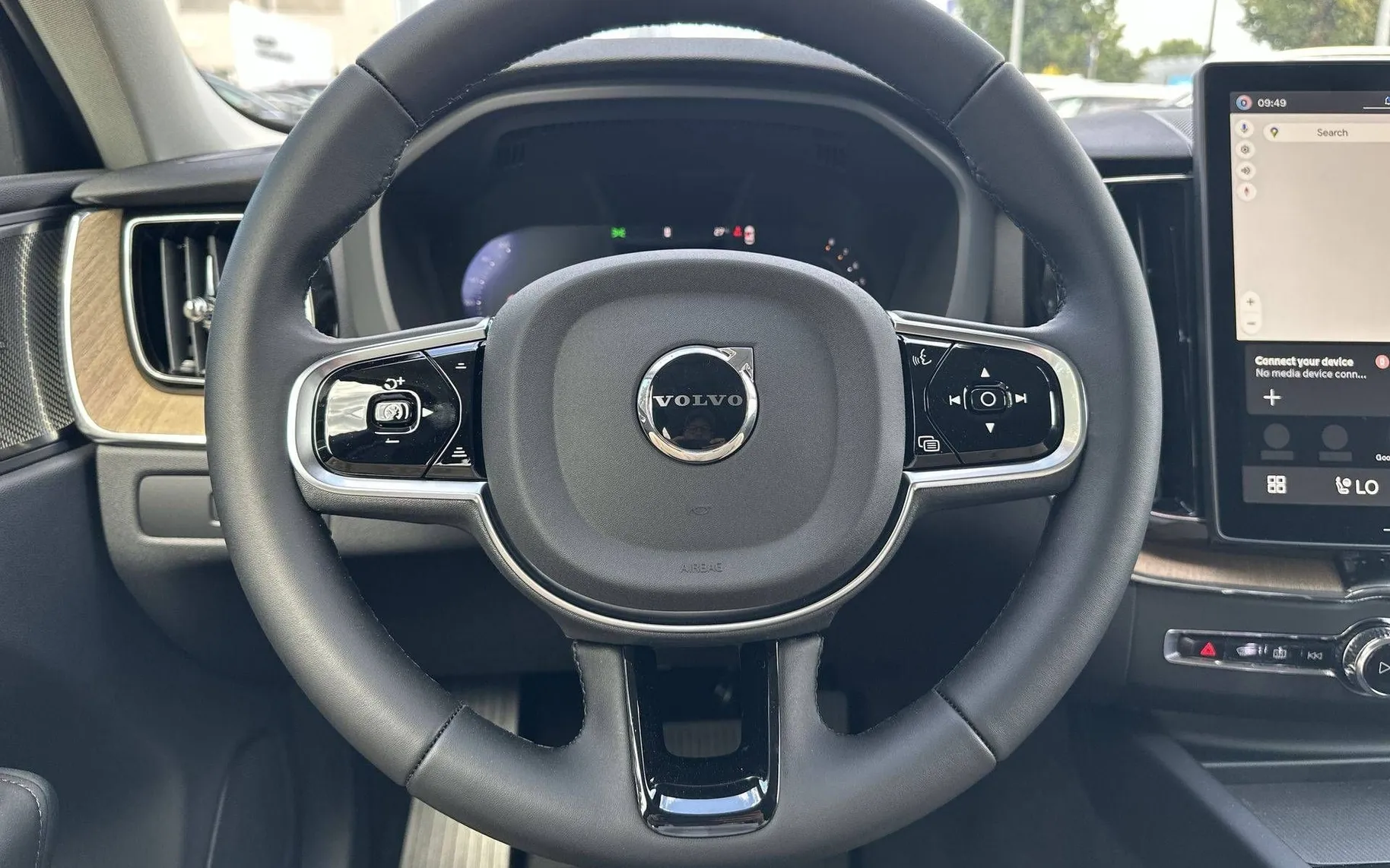 Notranja slika - Volvo XC60 - B5 P AWD Plus Dark Avt. - 14