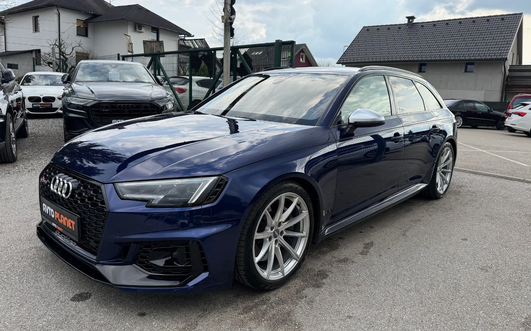 Zunanja slika - Audi RS4 Avant - 2.9 TFSI Quattro AUT. HD MATRIX B.O. ACC ALU 19 - 4