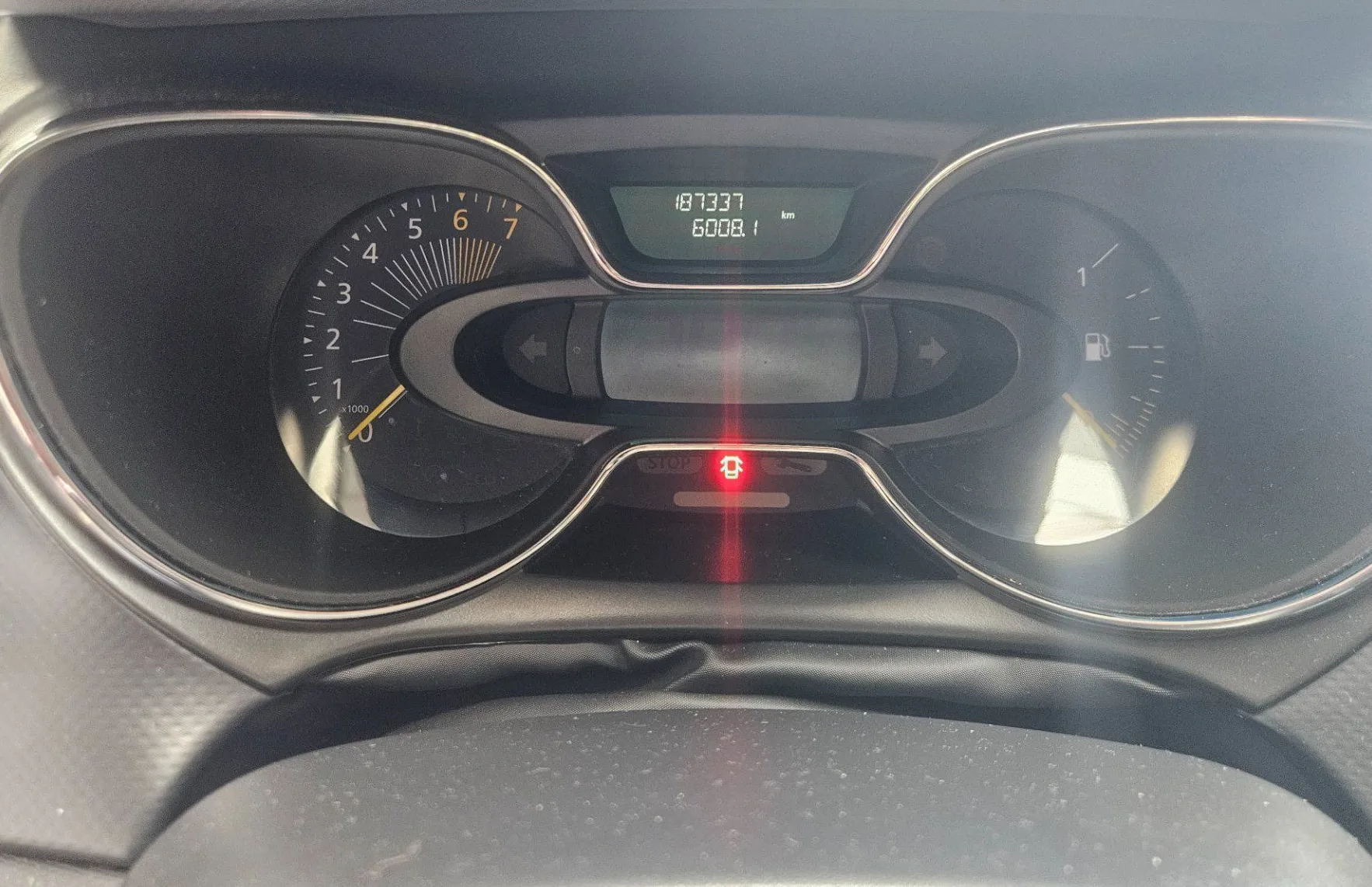 Zunanja slika - Renault Captur - TCe 90 Energy Expression - 9