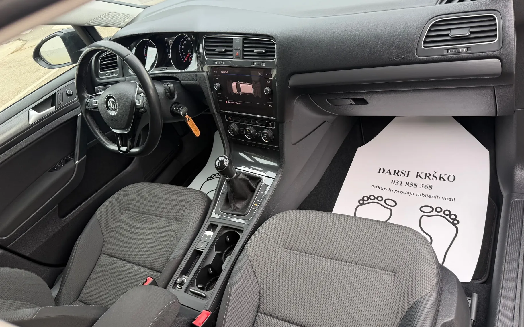 Zunanja slika - VW Golf - 1.6 TDI Comfortline 115PS SLOVENSKI PDC ALU16 - 10