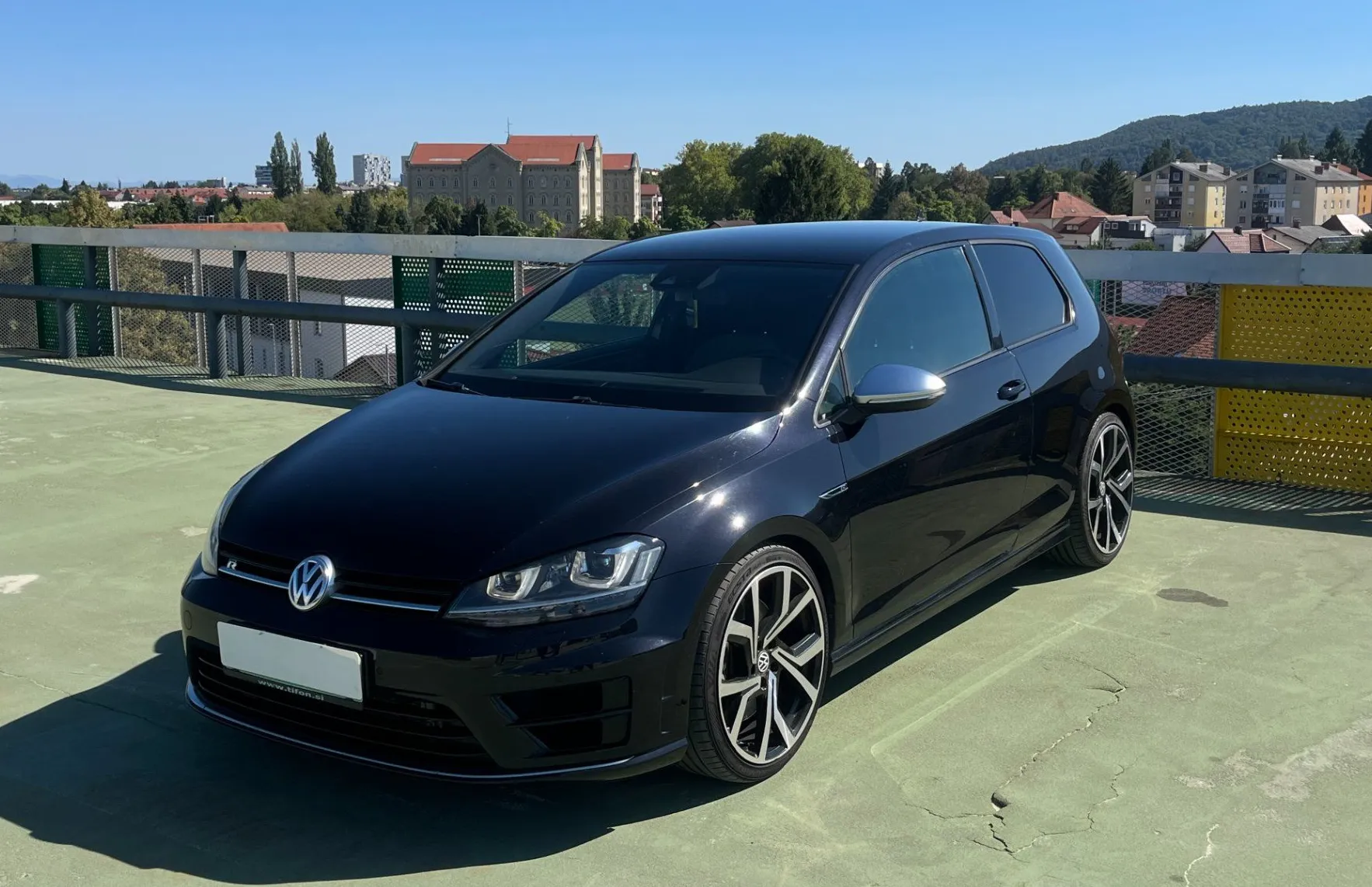 Zunanja slika - Volkswagen Golf - R 4motion BMT DSG - 1