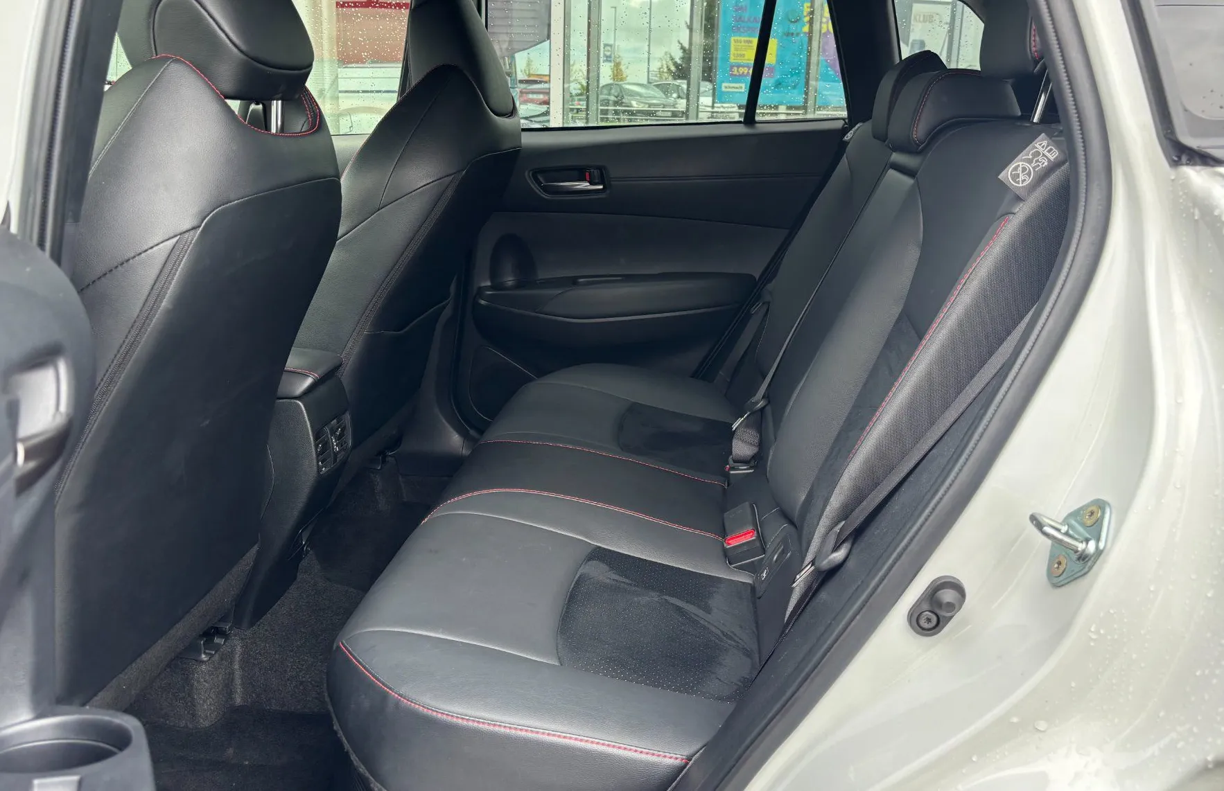 Zunanja slika - Toyota Corolla Cross - Hybrid 2.0 VVT-i GR Sport Avt. - 15