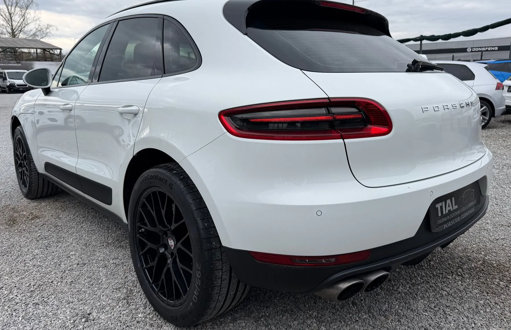 Zunanja slika - Porsche Macan - 3.0 D LED-20COL-4X4-NAVI-MEMORY-USNJE- MOZ.MENJAVA - 5