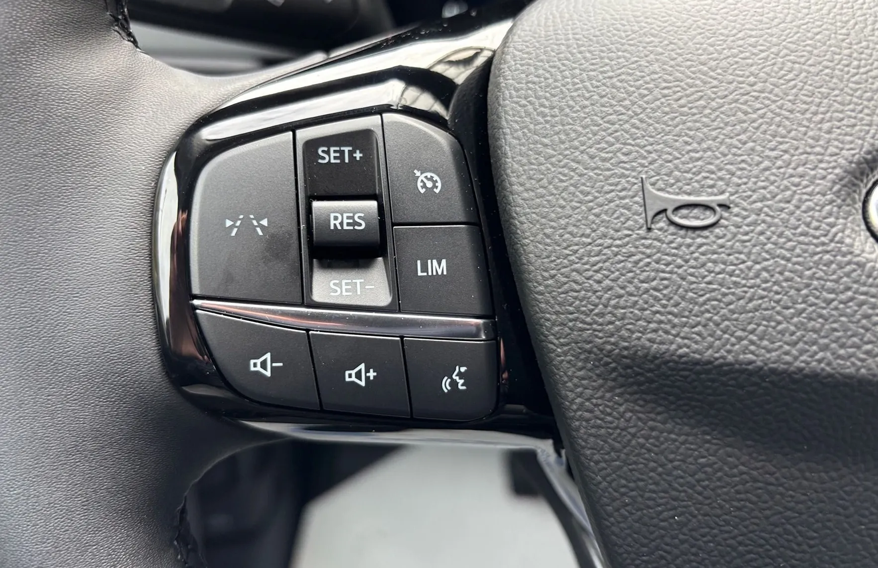 Zunanja slika - Ford Kuga - Titanium 1.5 EcoBoost 150KM M6 - 15