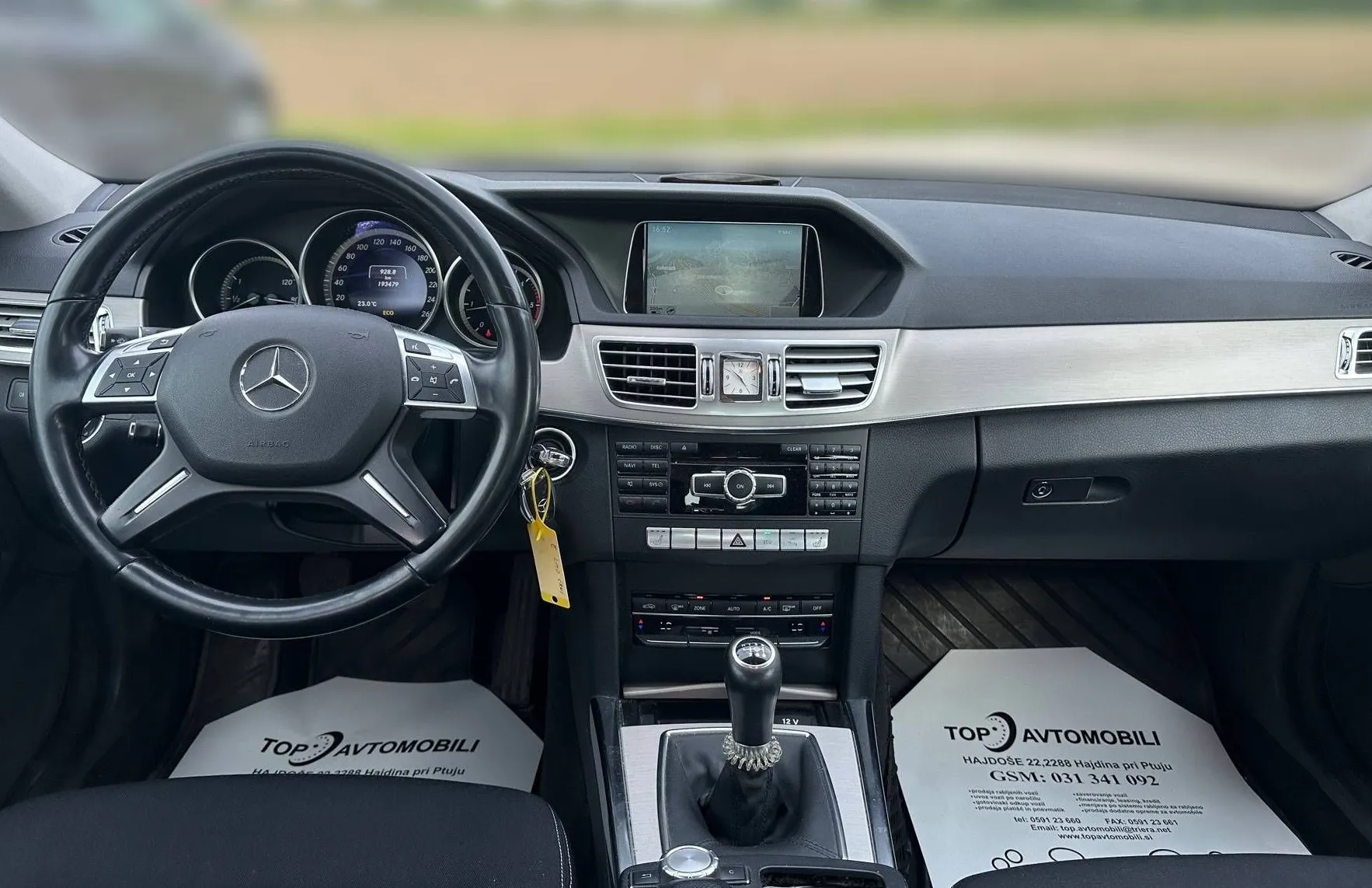 Zunanja slika - Mercedes-Benz E-Razred - 250 CDI SLOVENSKO VOZILO NAVI PDC TEMPOMAT TOP - 19