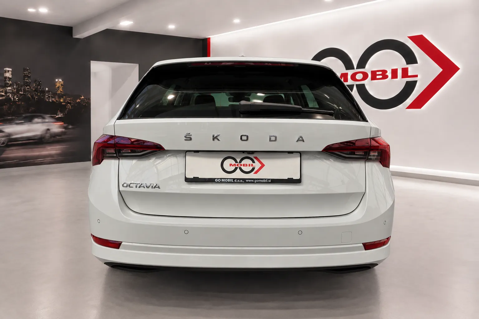 Zunanja slika - Škoda Octavia - Combi 2.0 TDI Clever- LED.virtual.kamera.nav.ALU18 - 6
