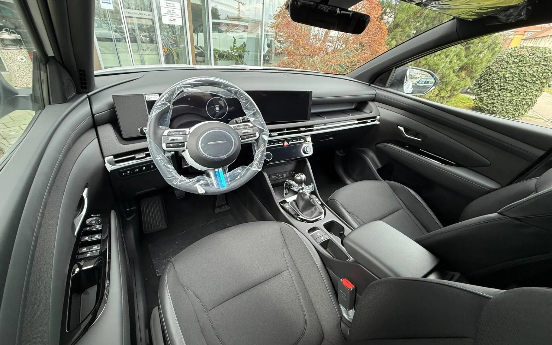 Zunanja slika - Hyundai Tucson - 1.6 T-GDI FL STYLE   BLACK LINE PLUS. WINTER II. - 9