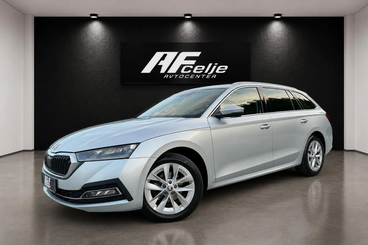 Zunanja slika - Škoda Octavia - 2.0 TDI-DSG-VIRTUAL-FUL LED-MRTVI KOTI-KAMERA- - 1