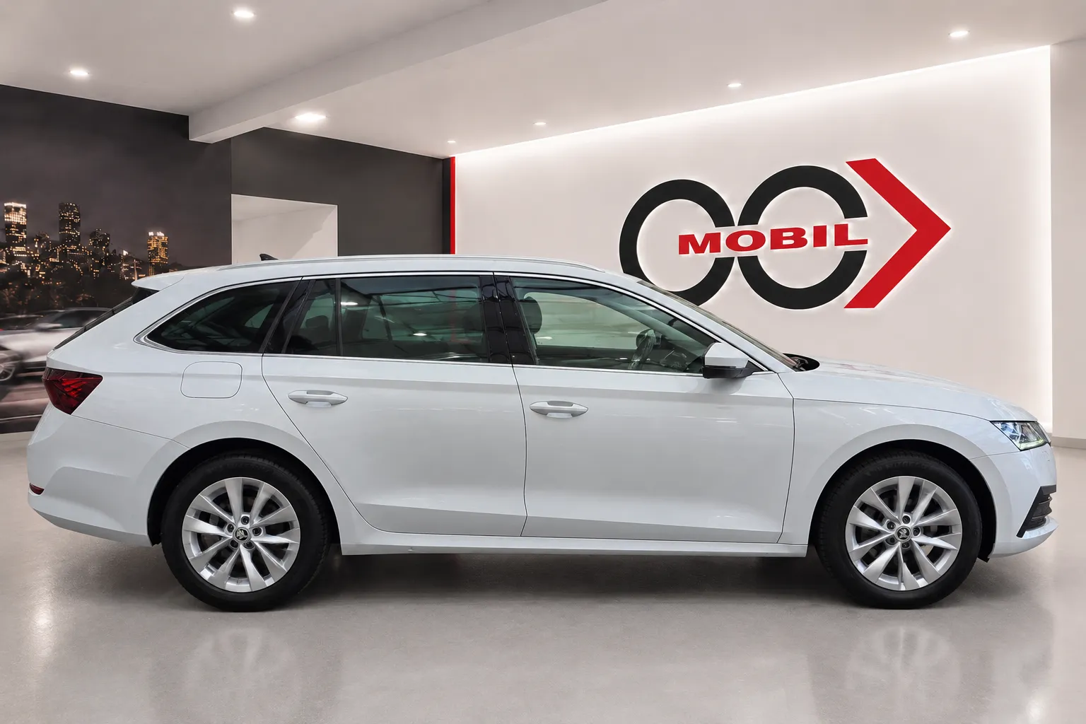 Zunanja slika - Škoda Octavia - Combi 2.0 TDI Style DSG- Matrix.panorama.HUD.asist - 4