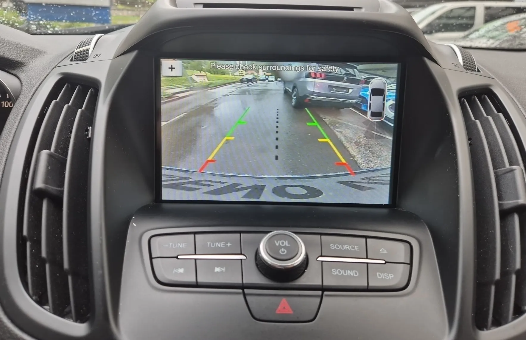 Zunanja slika - Ford Kuga - TITANIUM 1.5 EcoBoost 150PS M6-OGROMNO OPREME - 16