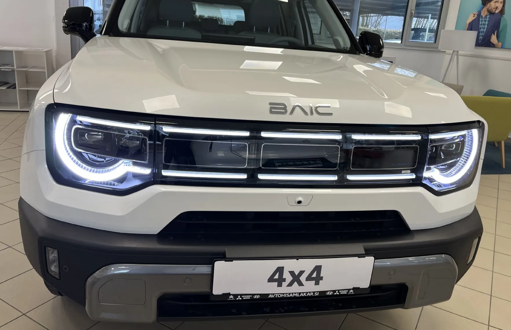 Zunanja slika - Baic BJ30 - 4WD HYBRID  - NA ZALOGI - - 2