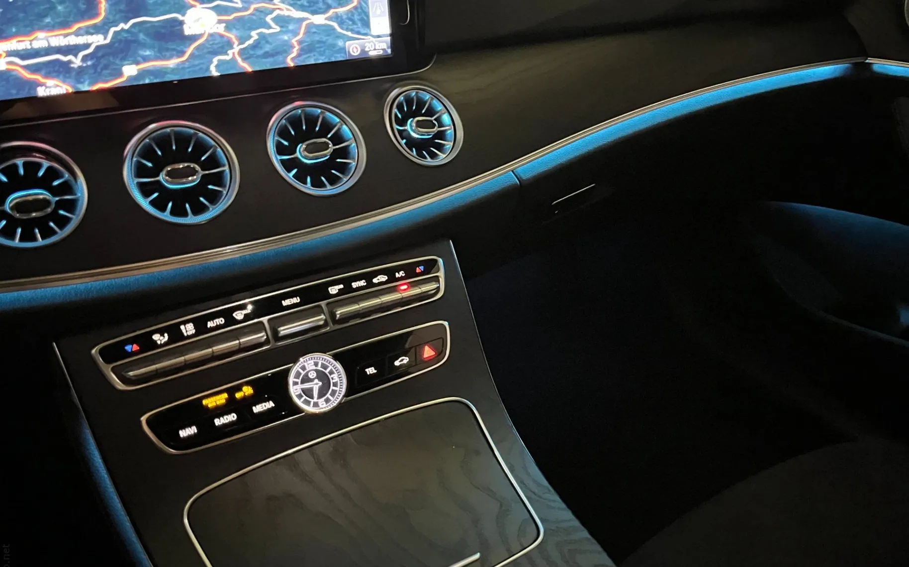 Zunanja slika - Mercedes-Benz E-Razred - E Coupe 300d AMG Line CRYSTAL.ACC.VZR.KAM - 19