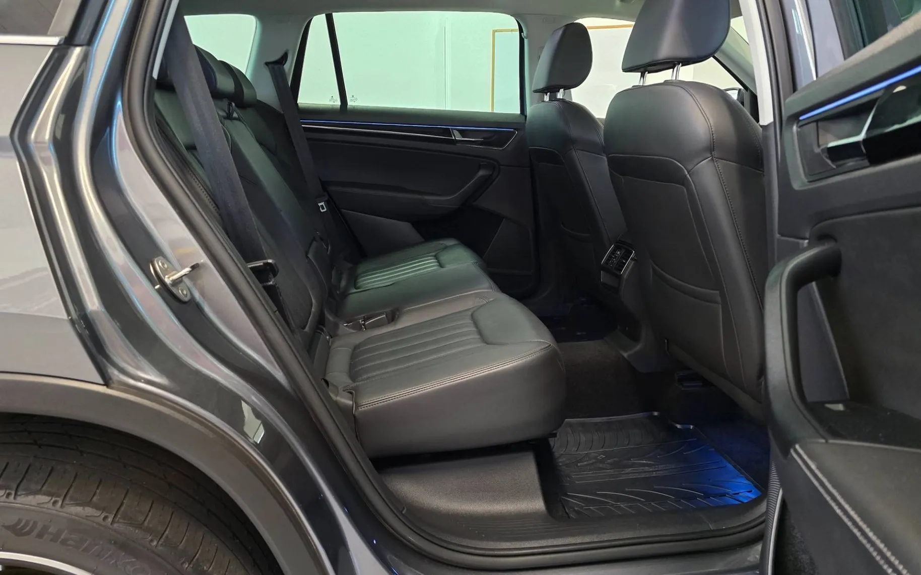 Notranja slika - Škoda Kodiaq - 2.0 TDI L K DSG - Matrix.360kam.DCC.pano.Canton - 18