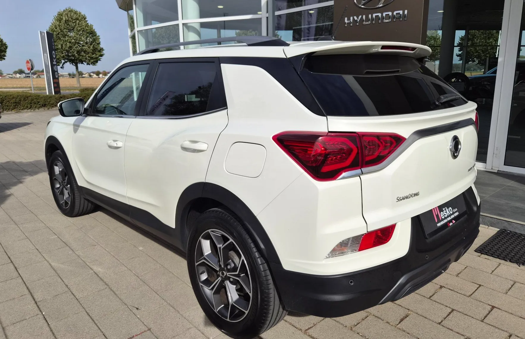 Zunanja slika - SsangYong Korando - 1.5 T-GDI Exclusive alu-pdc-kamera-usnje-gretje se - 5