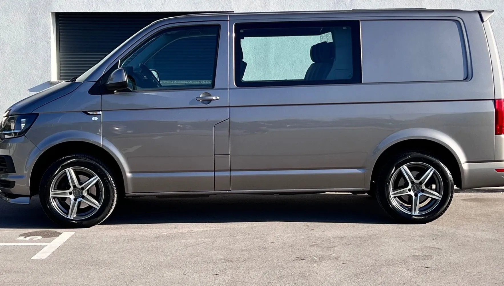 Zunanja slika - VW Transporter - 2.0 TDI+150KM+SLO+1.LAST+KAMERA... - 5