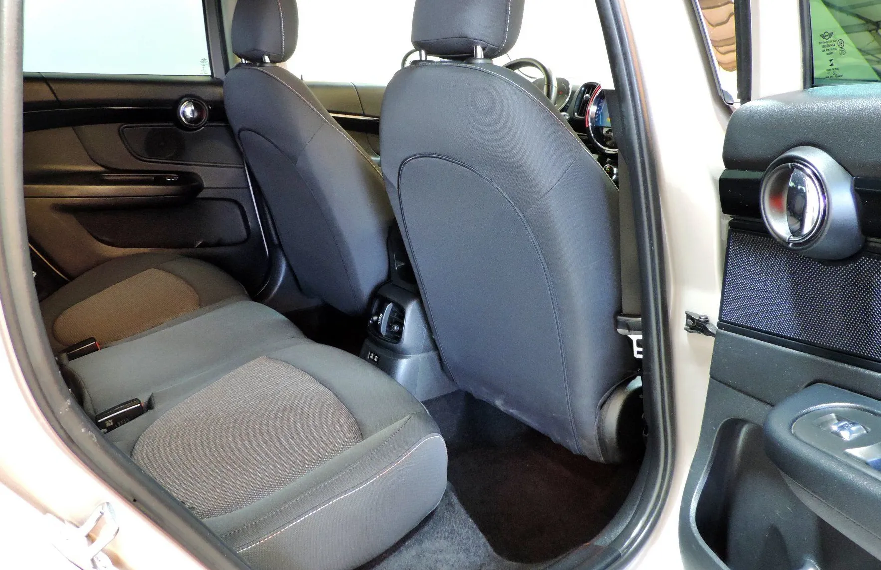 Zunanja slika - MINI Countryman - Cooper D Avt. LED-KAMERA-KEYLESS - 12