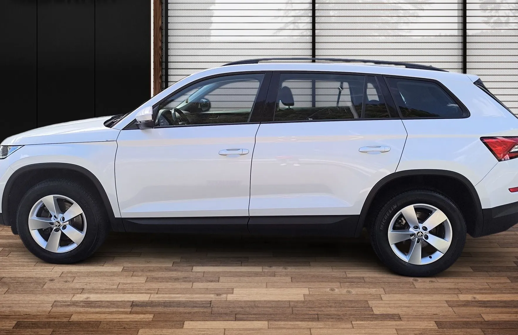 Zunanja slika - Škoda Kodiaq - 2.0 TDI 150 PS DSG - 2. LAST.- NAVI - ALU - VK - 6